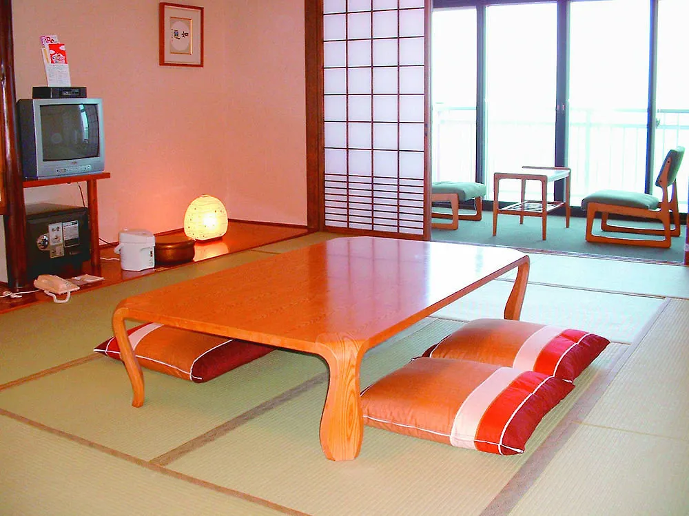Hotell Route Inn Grantia Saromako