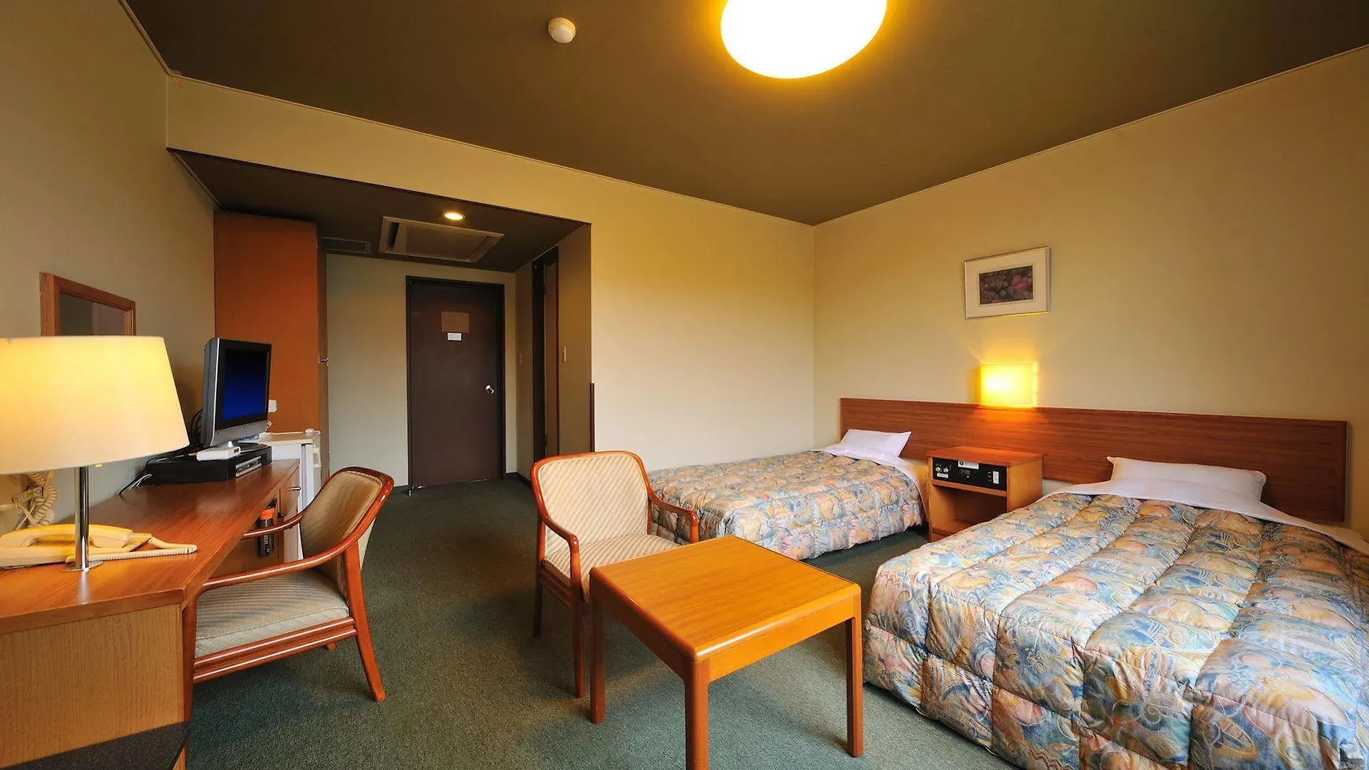 Route Inn Grantia Saromako 佐吕间町